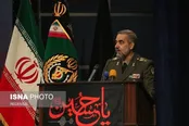 قدرت جمهوری اسلامی دشمنان را عصبانی و عاجز کرده