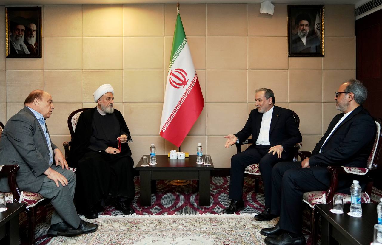 دیدار شیخ علی الخطیب، نایب رئیس مجلس اعلای اسلامی شیعیان لبنان با سید عباس عراقچی وزیر امور خارجه