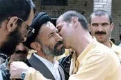 دست نوشته شهید چمران برای مردی که گمان می‌کرد شهید شده است