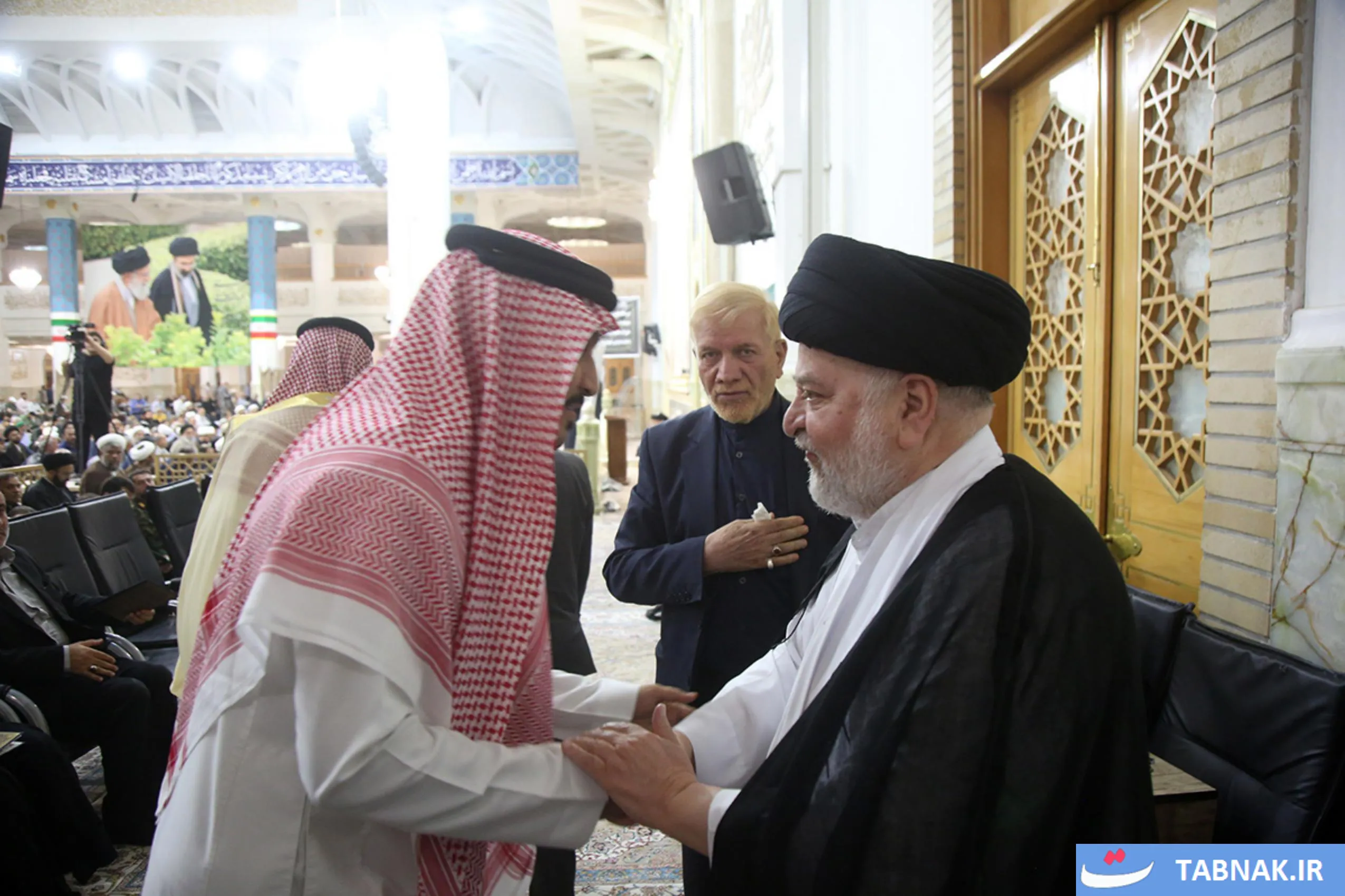 عکس: بزرگداشت حضرت آیت الله شبیری زنجانی در حرم حضرت معصومه (س)