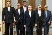 تلفیق دیپلماسی و دفاع ملی عامل پایداری قدرت کشور در مواجهه با تهدیدات خارجی است /زیبایی مقاومت ملی با مکمل بودن میدان و دیپلماسی در مقابل دیدگان جهان