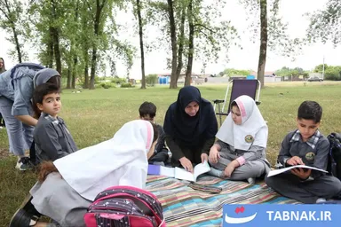عکس: وقتی «سایه درختان» کلاس درس می‌شود