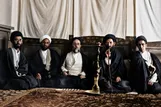 پنجره‌ای به گذشته؛ رهبر شهید انقلاب در کنار پدر، برادر و علامه طباطبایی
