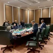 کیهان: میز مذاکره را ترک کنید