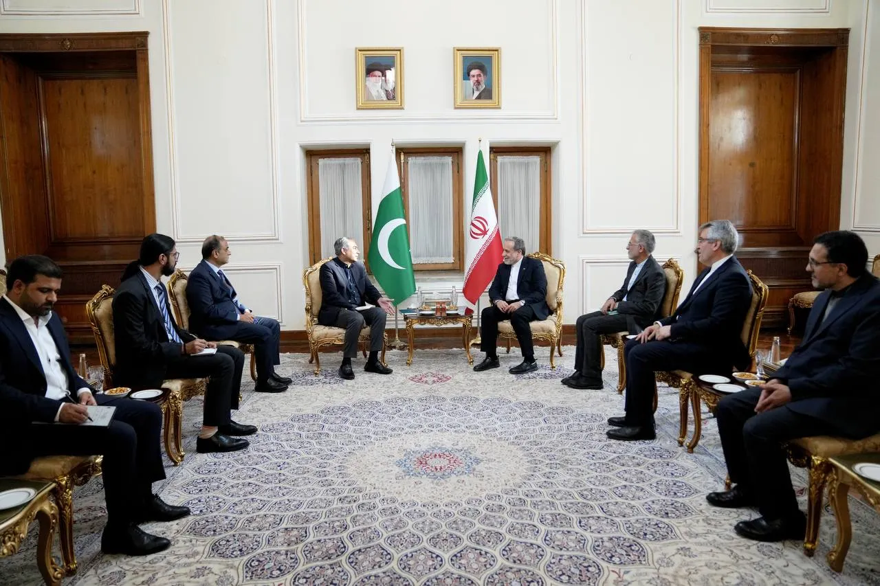 دیدار وزیر کشور پاکستان با وزیر امور خارجه
