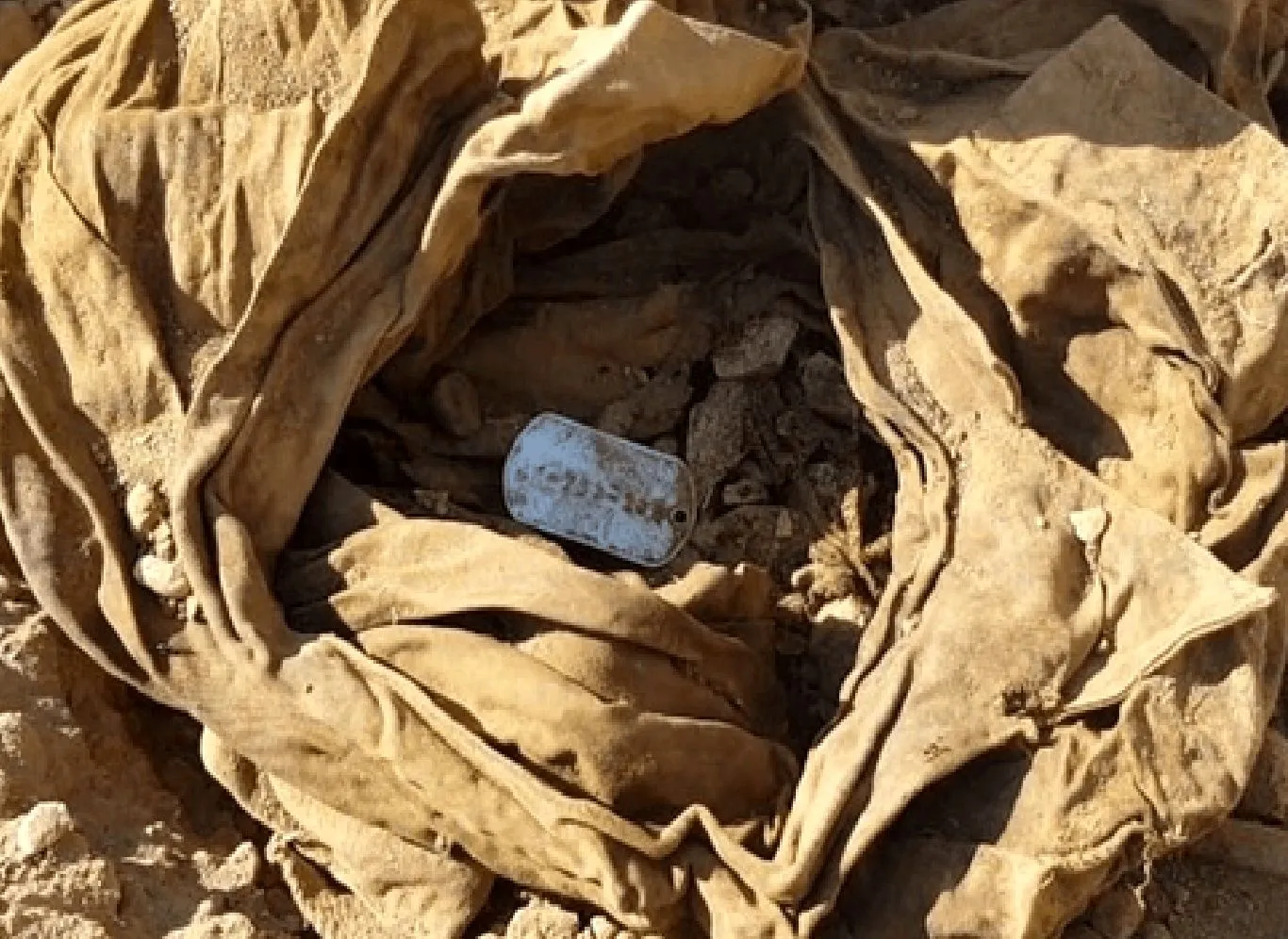 شناسایی پیکر شهید ارتشی پس از ۴۰ سال + عکس