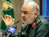 سرلشکر سلامی: دفاع مقدس نابرابرترین جنگ تاریخ بود