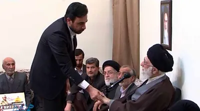 تصاویر منتشر نشده از دیدارهای خانواده‌ شهدا با رهبر انقلاب