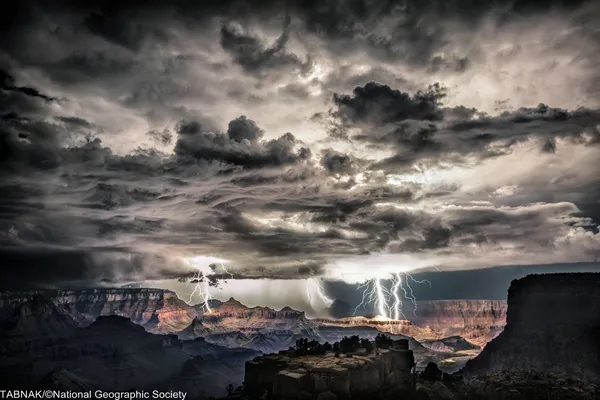 (&copy; Scott Stulberg/National Geographic Traveler Photo Contest)