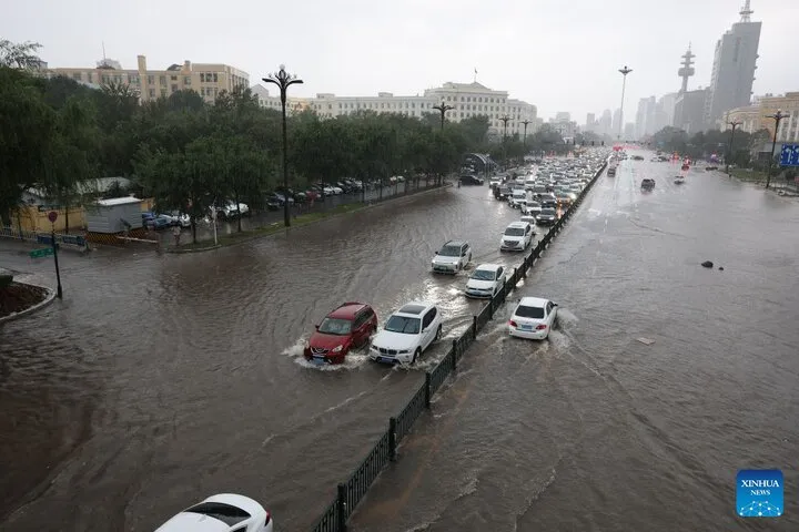 تخلیه هزاران نفر در پی سیل و طوفان شدید در چین