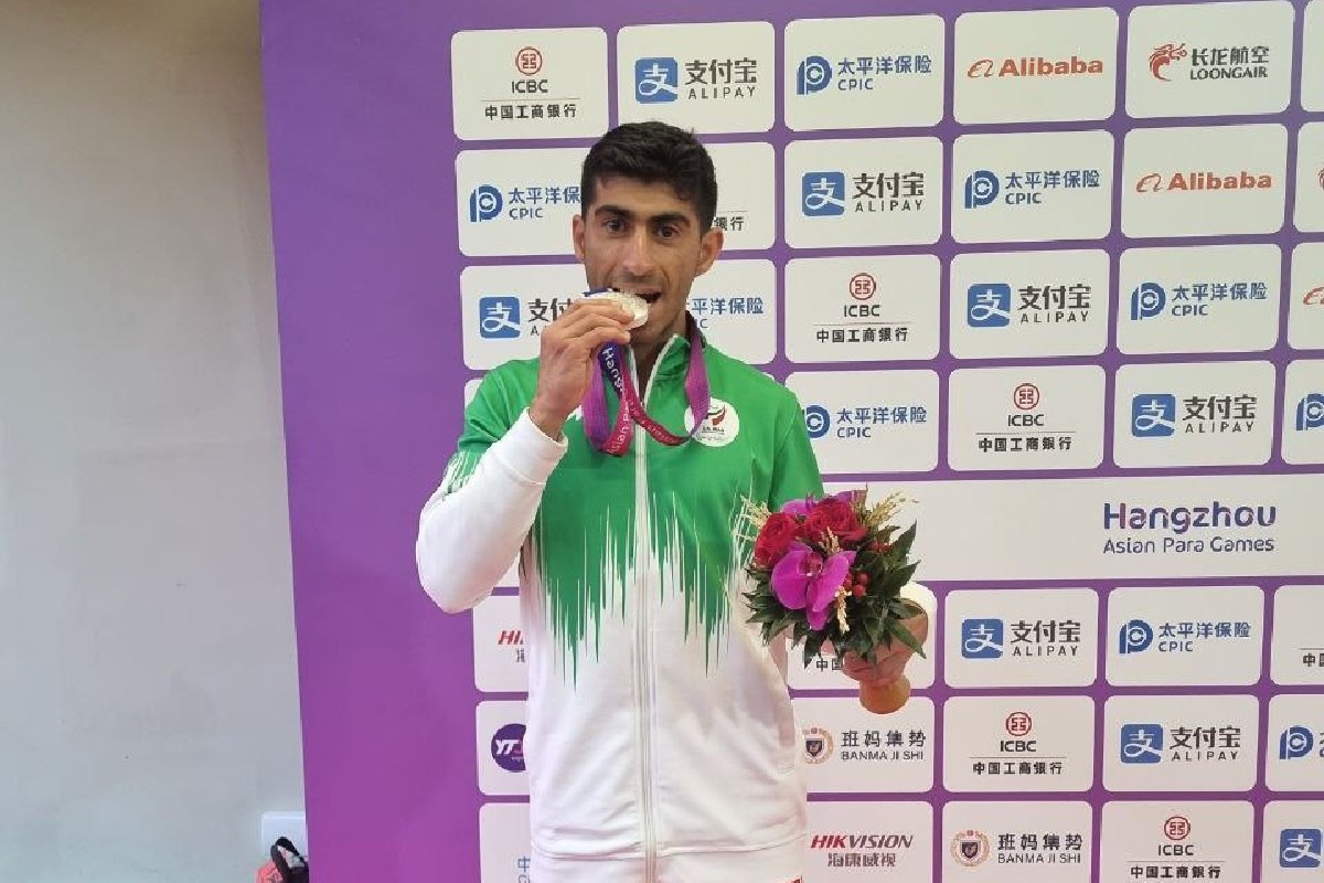 رضا حاتمی در دو ۱۰۰ متر برنز گرفت