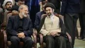 شهید لاریجانی در کنار رهبر انقلاب اسلامی + عکس