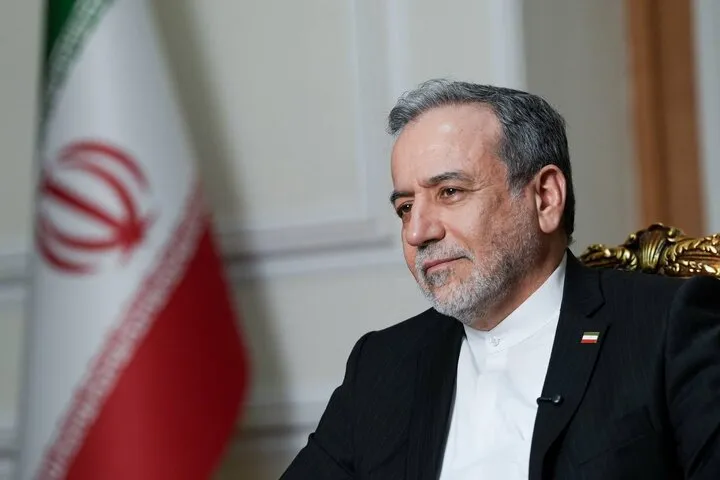 عراقچی: آمریکا باید به تعهدات خود در تفاهم‌نامه بازگردد