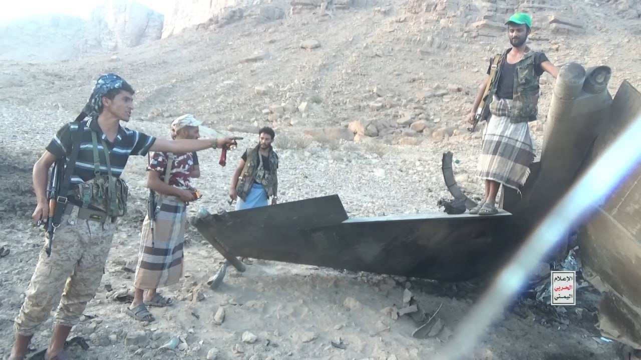 تصاویری از رزمندگان یمن در انهدام جنگنده F-۱۵
