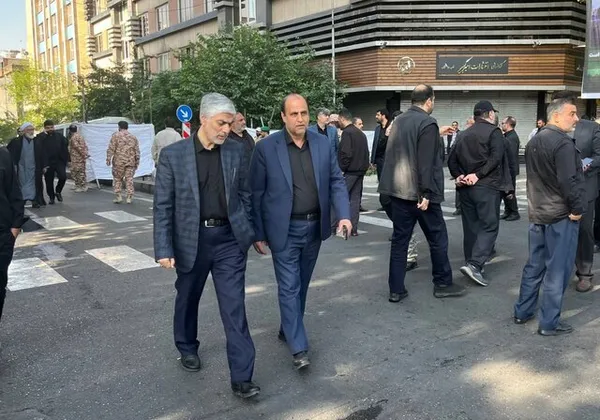کیومرث هاشمی، وزیر ورزش و جوانان