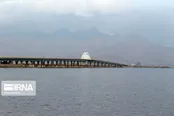 کف دریاچه ارومیه عمیق شد