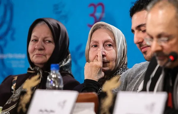 شیرین دخت یزدانبخش و رابعه مدنی