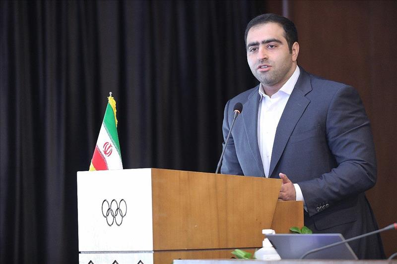 اعتراض نصیرزاده به انتخابات فدراسیون پرورشاندام؛ تهمت زدند و پروندهسازی کردند اعتراض نصیرزاده به انتخابات فدراسیون پرورشاندام؛ تهمت زدند و پروندهسازی کردند
