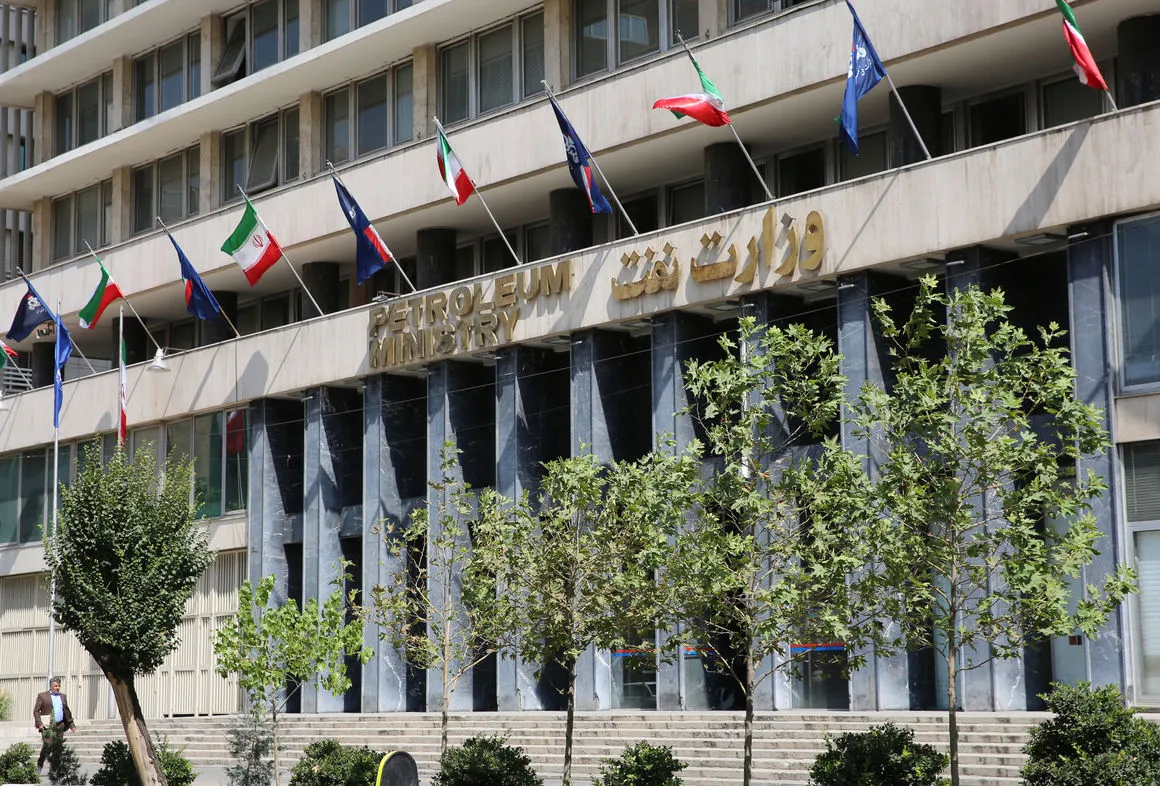 بازی عجیب برخی رسانه‌ها در زمین دشمن!