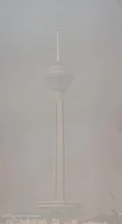 برج میلاد تهران در آلودگی