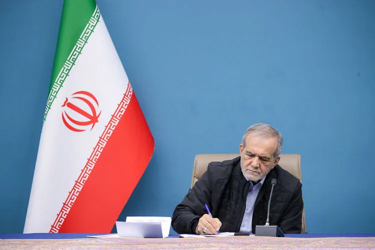 پیام پزشکیان برای سالروز صدور فرمان مشروطه