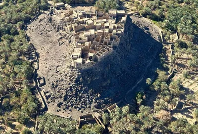 قلعه خیبر از نمای نزدیک