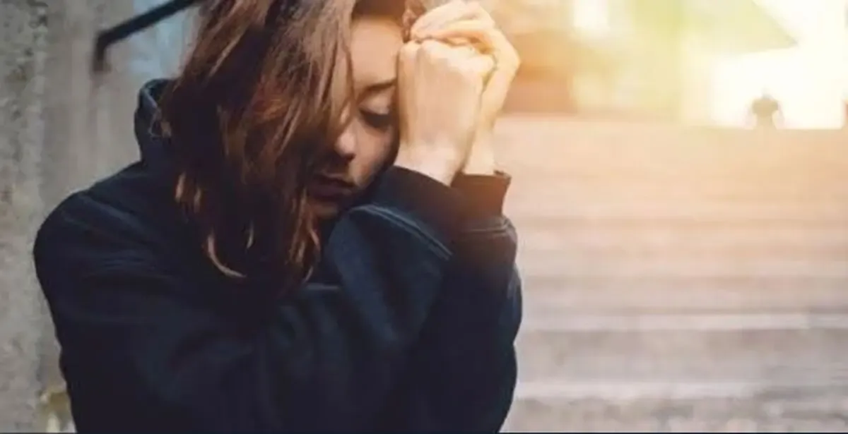 هشدار به افراد افسرده؛ این غذاها را کمتر بخورید!