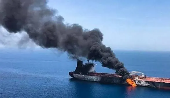 oil tanker