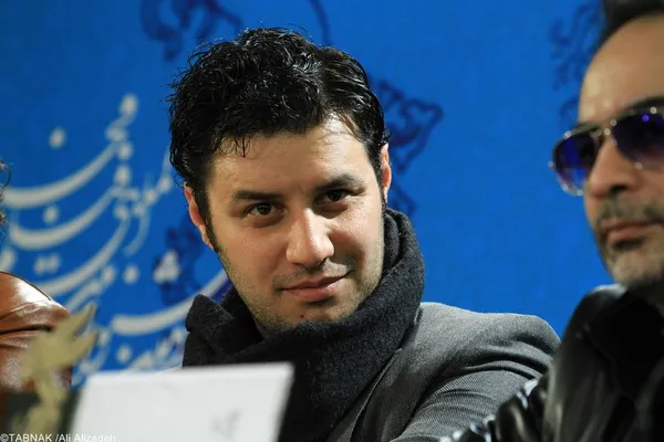 جواد عزتی
