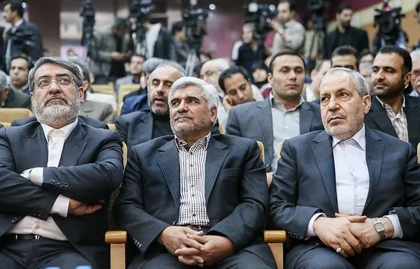صبح یکشنبه  پانزدهمین نمایشگاه دستاوردهای علمی و پژوهشی کشور با حضور وزرای آموزش و پرورش، علوم و کشور در نمایشگاه بین&zwnj;المللی تهران افتتاح شد./TASNIM
