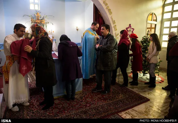مراسم روز میلاد حضرت مسیح در کلیسای حضرت یوسف (ع) و شرق آشوری حضرت مریم برگزار شد