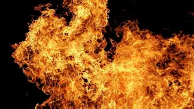 آتش سوزی شدید واحد مسکونی در خیابان سهروردی