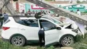 برخورد سانتافه با پایه برق در بندر امام خمینی