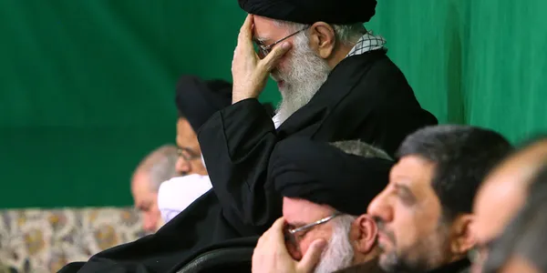عزاداری شب عاشورای حسینی در حسینیه امام خمینی (ره)./Leader O.W
