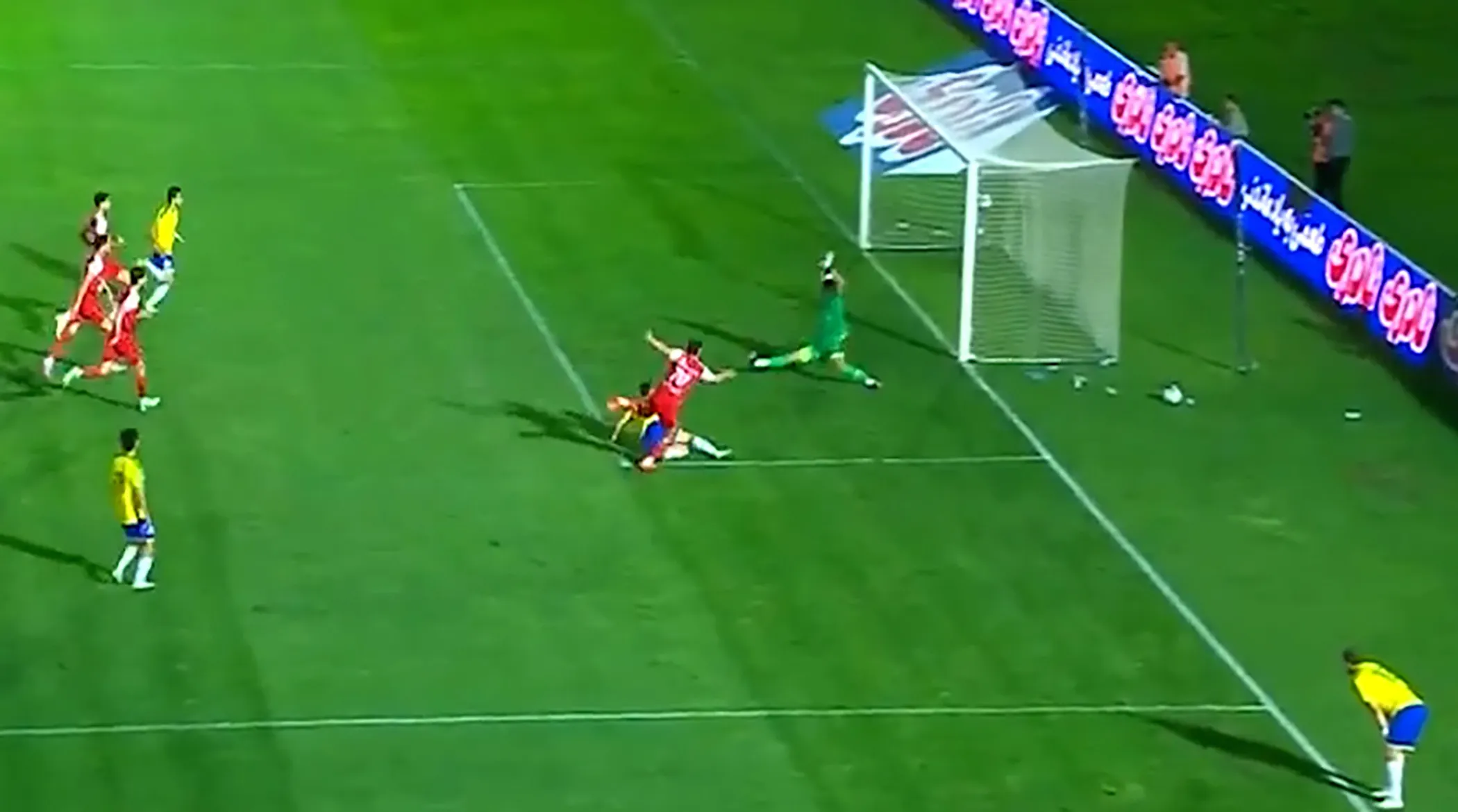 خلاصه بازی پرسپولیس 3 - صنعت نفت 1