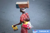 عکس:  نبض اقتصاد خرد در دستان زنان دست‌فروش ساحل‌عاج