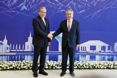 عکس: حضور و سخنرانی وزیر امور خارجه در نشست شورای وزیران سازمان همکاری شانگهای در قرقیزستان