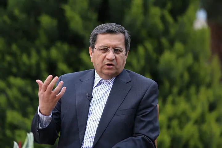 همتی: تحریم برای فشار است نه تعیین سرنوشت ایران