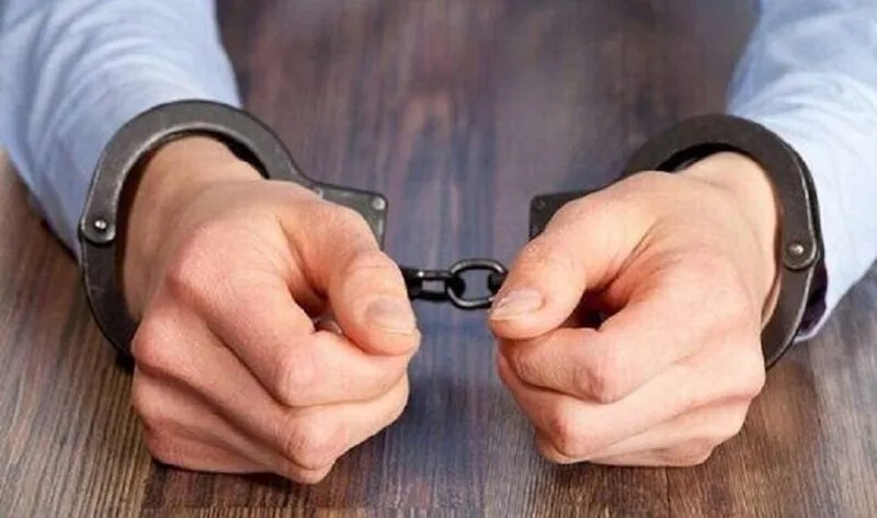 دستگیری یک مدیر متخلف در آستارا