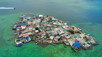 جزیره‌ای به اندازه دو زمین فوتبال با بیش از هزار ساکن