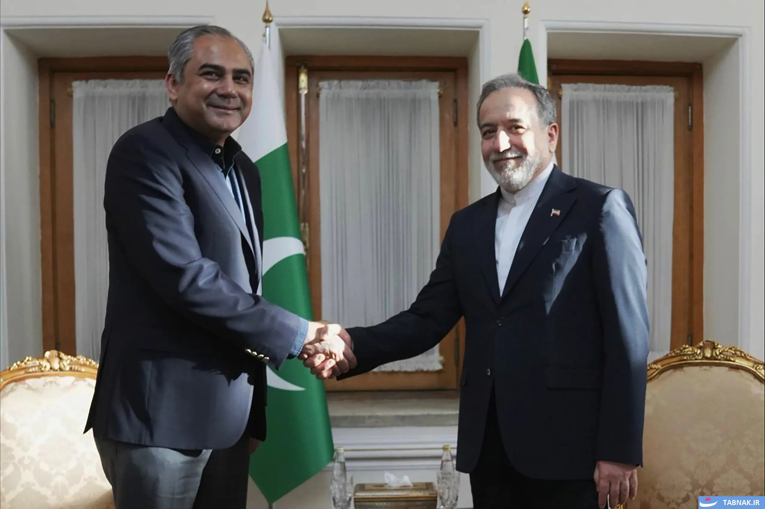 عکس: دیدار وزیر کشور پاکستان با وزیر امور خارجه