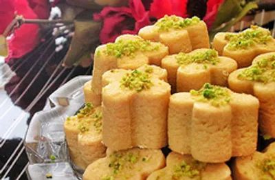 طرز تهیه شیرینی نخودچی