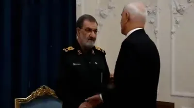 زبان بدن محسن رضایی در مواجهه با شاهین مصطفی