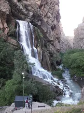 آبشار آب سفید، الیگودرز، استان لرستان