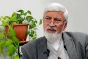 چینی ها را قانع کردیم که بمب اتم نمی سازیم/ سهم‌خواهی ها مانع ایجاد اتحاد می‌شود/هیچ‌گاه در نقدها جنجال‌آفرینی نکرده‌ایم