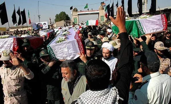 پیکر مطهر ۷۵ شهید سرافراز کشور از مرز شلمچه وارد خاک کشور شد./TASNIM
