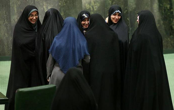 قطار مهریه همچنان روی ریل ابهامات / مجلس چه چیزی را تغییر می‌دهد؟