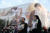 سی‌ان‌ان: عزاداران از پیر و جوان در خیابان هستند/ «بودن در این‌جا یک ضرورت است»