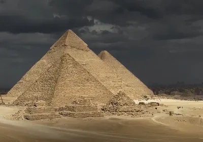 بنایی مصری‌ها در اهرام!