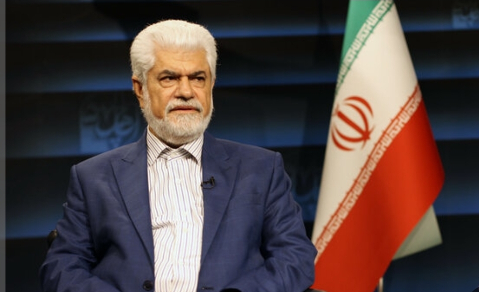 از افزایش ۵۰۰ درصدی قیمت دارو تا نمایشگاه پرهزینه ایرانمد/انتقادها از وزارت بهداشت بالا گرفت از افزایش ۵۰۰ درصدی قیمت دارو تا نمایشگاه پرهزینه ایرانمد/انتقادها از وزارت بهداشت بالا گرفت